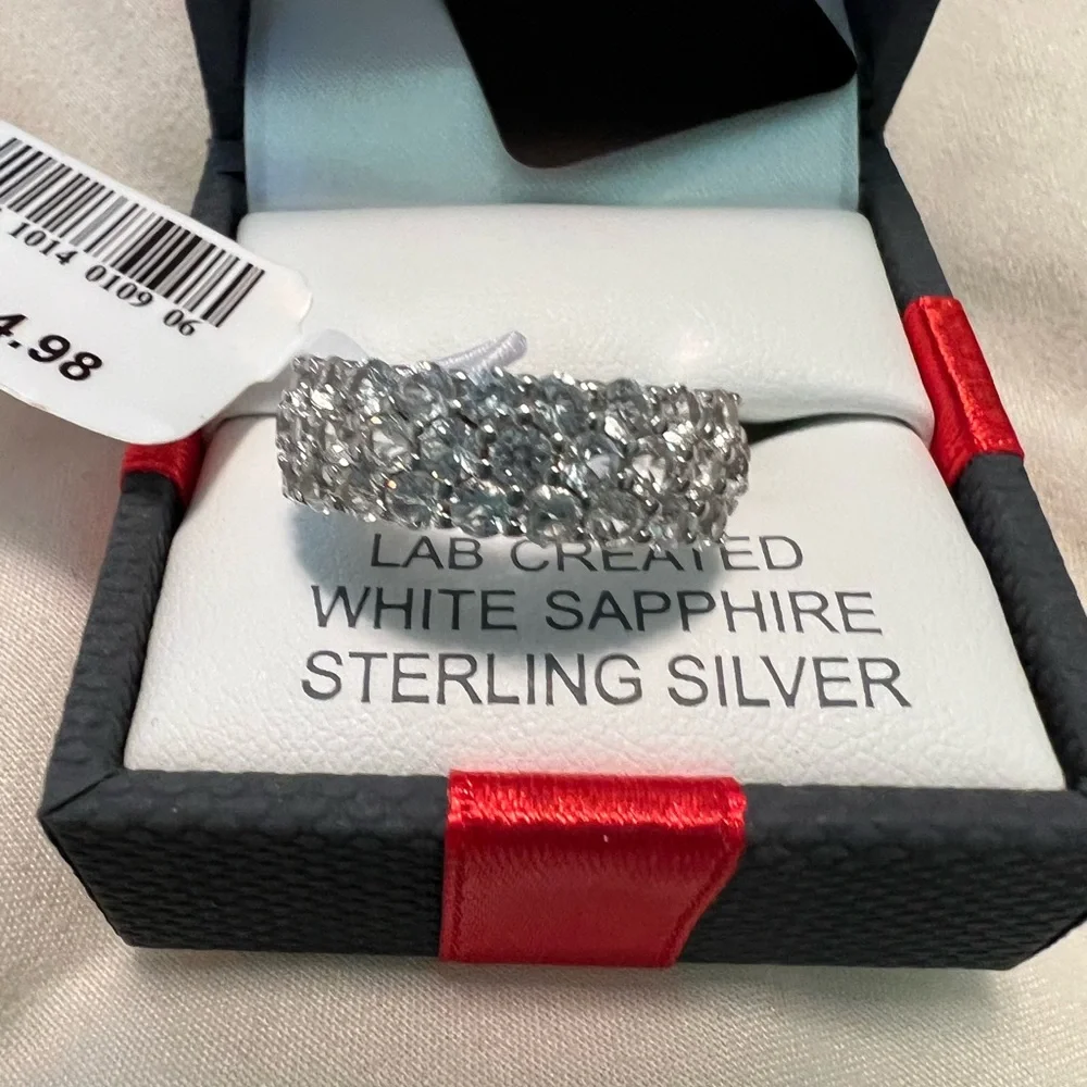 LADIES RING SIZE 7 - Picture 2 of 6